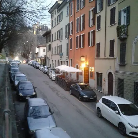 Apartment Le Universita Brescia